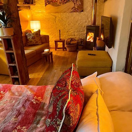 Delightful French Rustic Studio Jumilhac-le-Grand Exterior photo